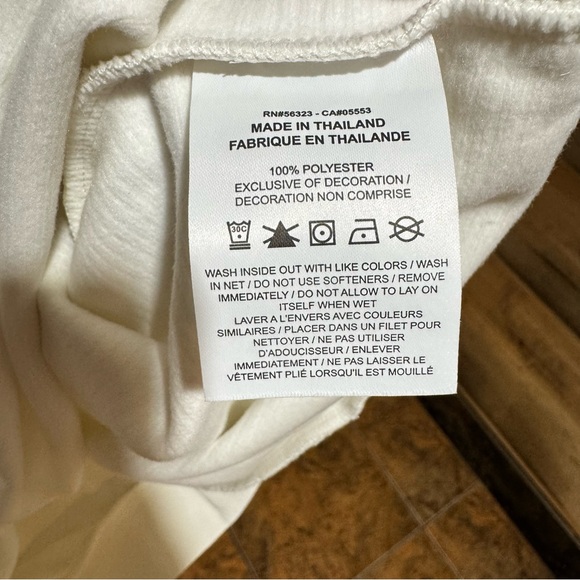 Nike Men’s Kobe Year of Mamba Thermal Crewneck White [HQ4697-133] Size Large - Picture 11 of 13